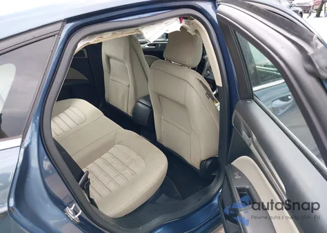 2018 Ford Fusion S из США, поврежденный, VIN 3FA6P0G72JR170778